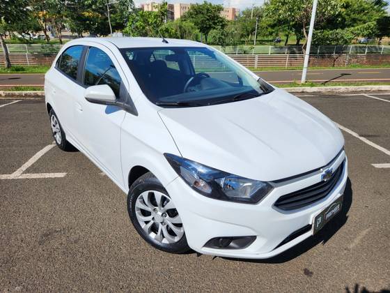 CHEVROLET ONIX 1.4 MPFI LT 8V FLEX 4P MANUAL
